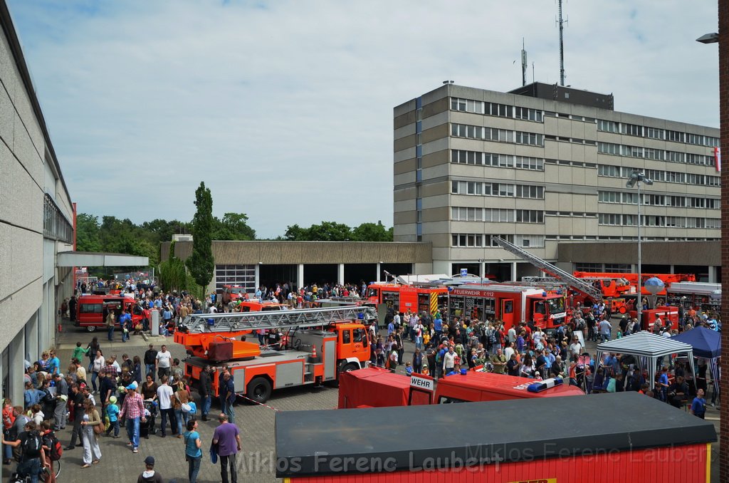 Tag der Offenen Tuer BF Koeln Weidenpesch Scheibenstr P713.JPG